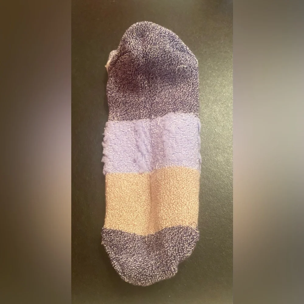 Bombas 2 Pair Woman's Socks‎ Size Large NWOT